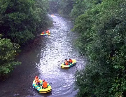 武陵岩/神雾山峡谷漂流二日游