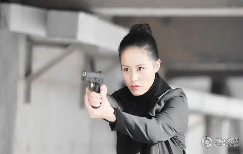 《反恐特战队》烧脑热播 王力可再爆精彩剧照