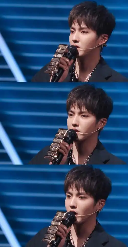 吴亦凡罕见顺毛造型曝光