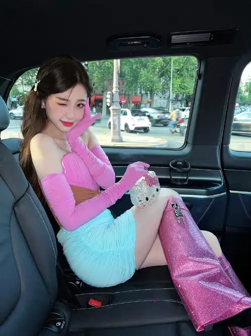 虞书欣三色连衣裙##虞书欣的裙子好像三色冰淇淋