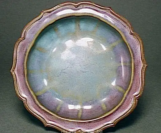 宋官窑钧窑瓷赏析