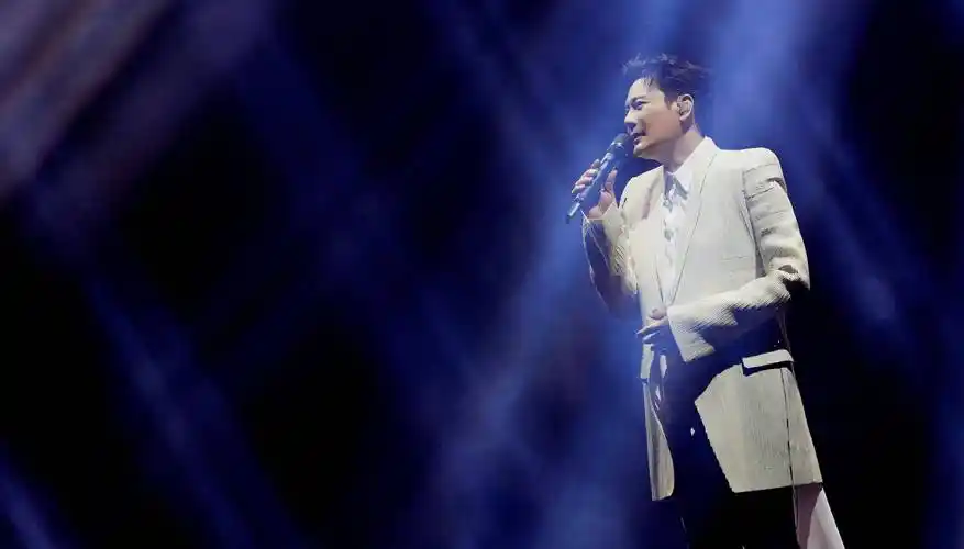 张信哲演唱"时间都去哪了"收官,自我调侃却遭粉丝这样对待_音乐_演唱