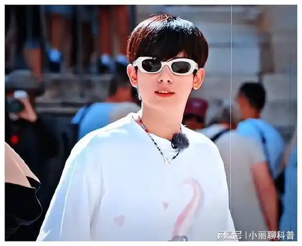 娱乐圈7位00后当红明星,易烊千玺,吴磊上榜,她让人意外|文淇|张子枫