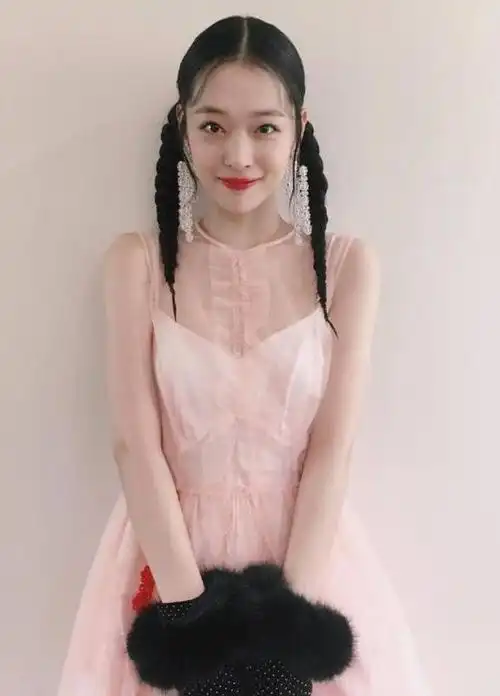 服了崔雪莉极具某宝风的粉裙都穿出仙女感这气质不美算我输