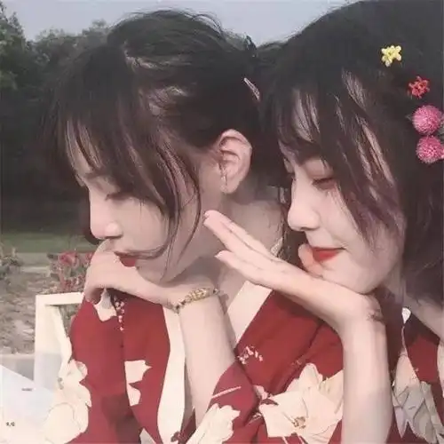 闺蜜头像两人闺蜜头像一左一右配对我要月亮奔我而来