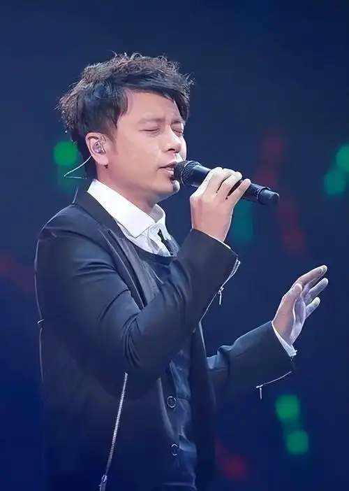 李克勤个人资料简介李克勤结过几次婚