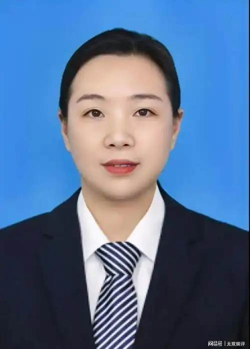 又一个官场奇女子这位80后美女官员火了