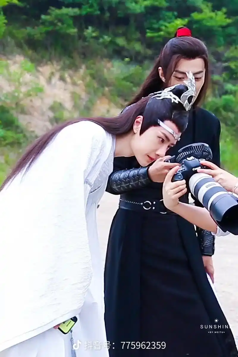 陈情令肖战王一博 蓝湛是魏婴的白月光,魏婴是蓝湛的朱砂痣# - 抖音