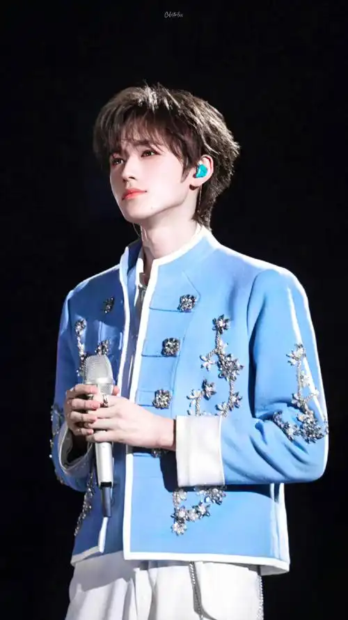 唯一的定义@时代少年团-宋亚轩#宋亚轩声生不息##宋亚轩晒唯一舞台照