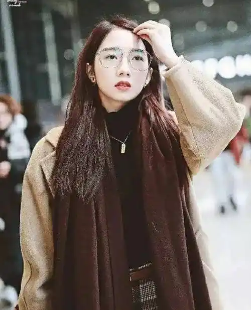 刘雨昕会成为下一个孟美岐吗_蔡徐坤_舞台_观众们