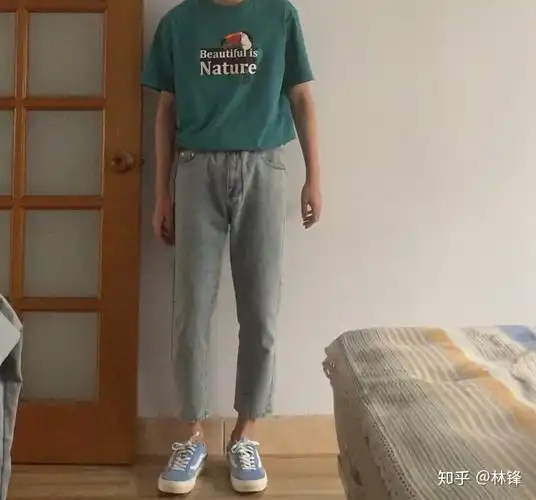 男生180130斤大概是什么样的体型