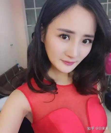 杨幂承认自体脂肪隆胸自体脂肪隆胸效果