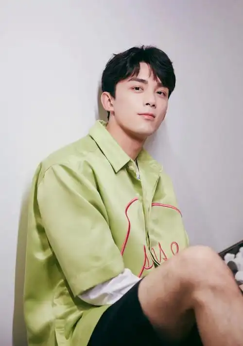 吴磊innosense清新男友