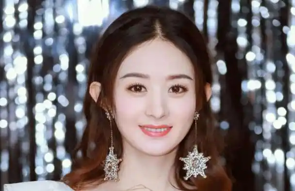 评判一个女人长得是否漂亮,不只有颜值这一个标准,还有另外一个标准就