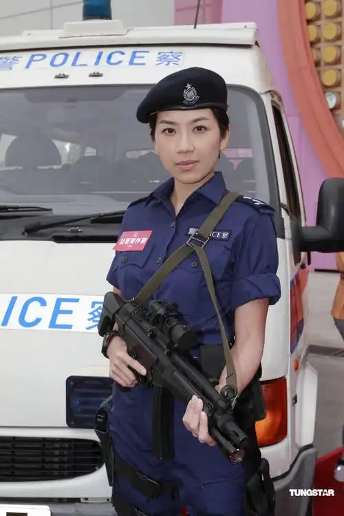 女警爱作战