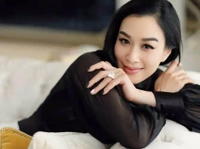 原创50岁的钟丽缇告诉我们婚姻生活中女人的身材真的很重要