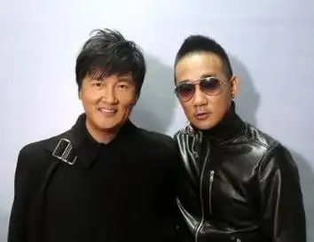 明明自己半瓶水还敢来节目当评委难怪岳云鹏当场发飙