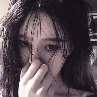 超好看的头像女生霸气挡脸