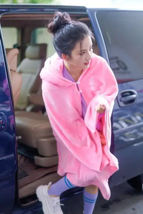 直男看《创造营2020》21:双担狂喜~吴宣仪为希林娜依高打call!