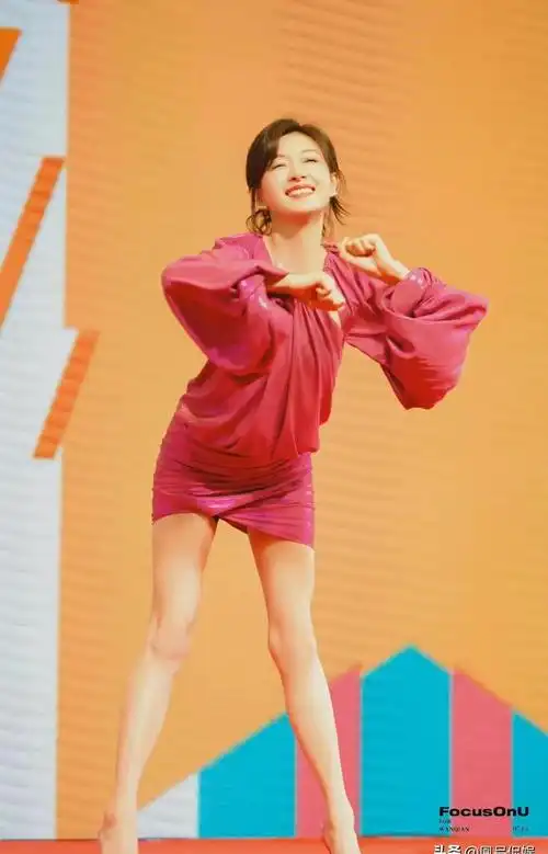 万茜内衣秀,不仅是演技担当,更是时尚的宠儿_网易订阅