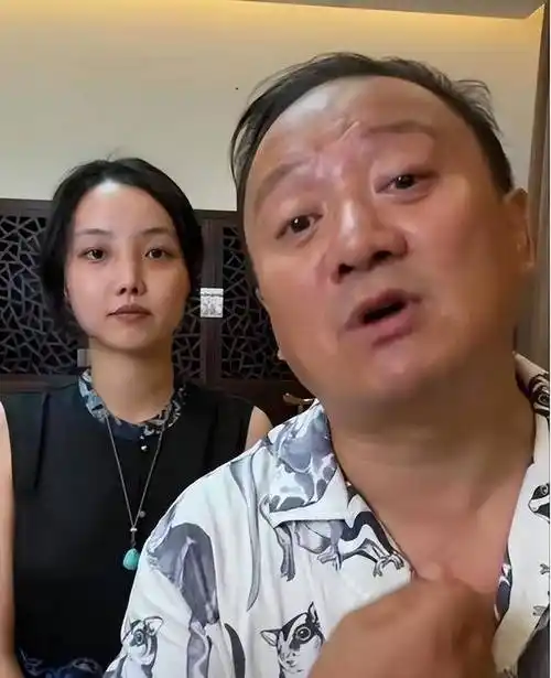 细扒谢广坤三任妻子,26岁小娇妻最普,第一惊艳的是她