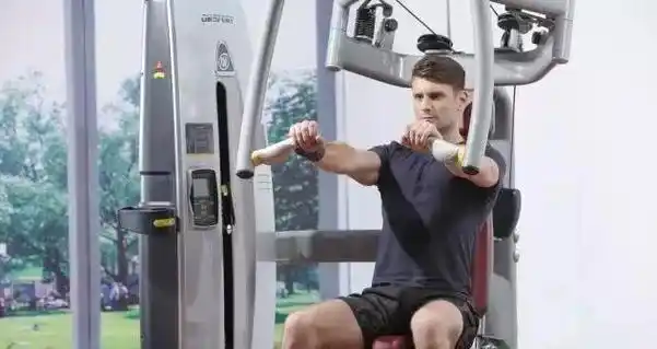 固定器械第二讲坐姿推胸