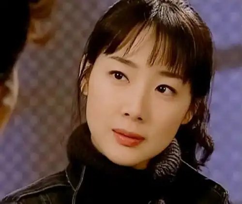 崔智友晒孕肚照,不经意曝光宝贝的性别,女神状态好好