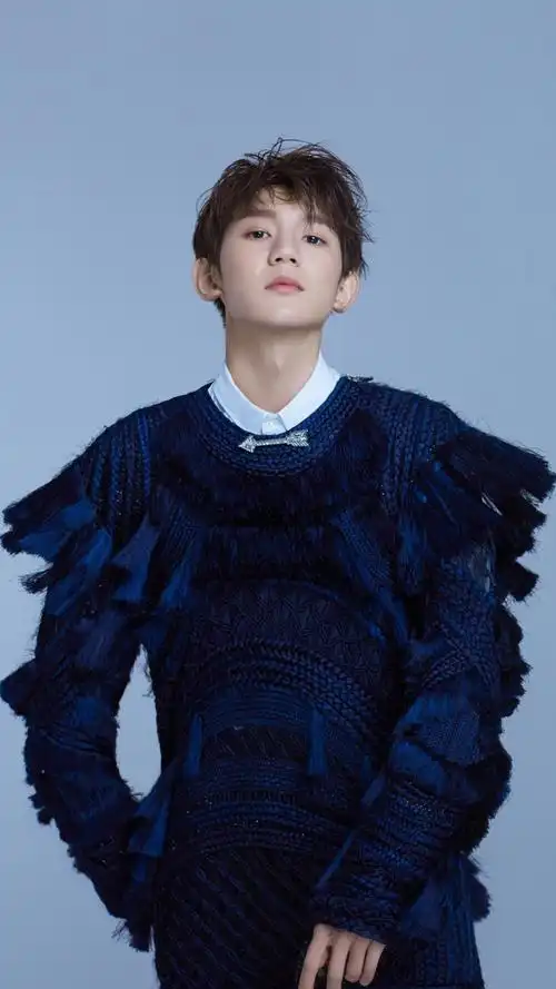 王源超帅时尚写真高清图片手机壁纸