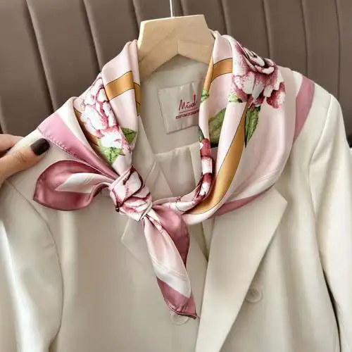 2024新款高级女丝巾复古粉色玫瑰花印花装饰小丝巾仿真丝围巾披肩