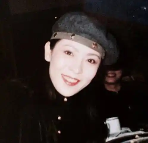 向太陈岚年轻时绝美照被疯传网友连张柏芝和关之琳都输给了她