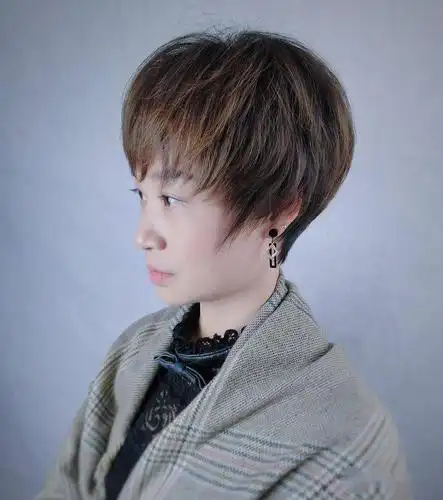 2019女生纹理烫发型推荐100款