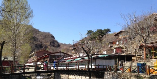 怀柔区 >> 酒店  标签: 文化宫宾馆度假村农家院休闲娱乐客栈 山吧