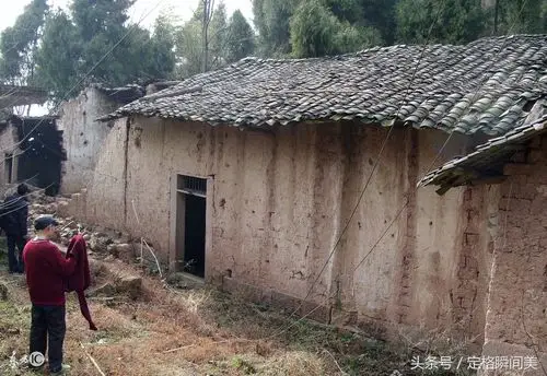 农村的土房子为何越来越多老农说了三句话哪句话对您的触动最大