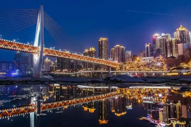 第一天重庆-时代峰峻之唯一女练习生-话本小说网