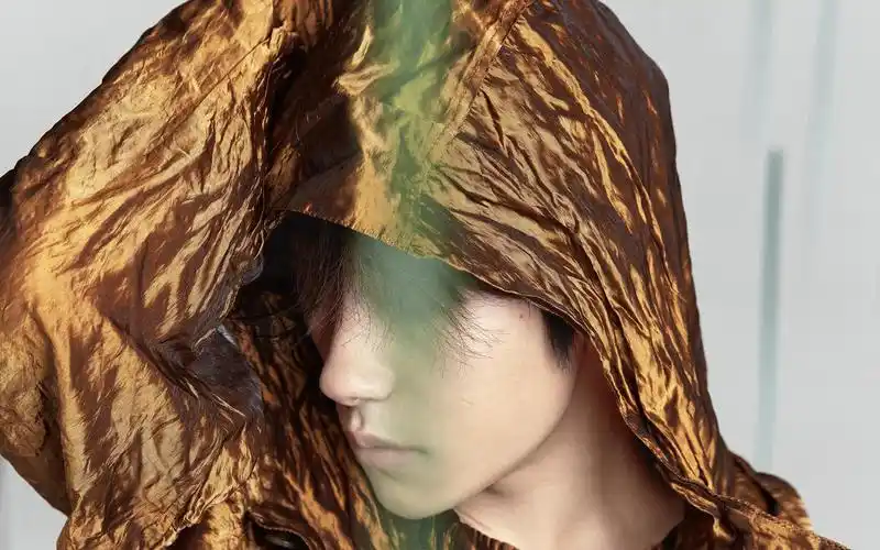 电脑壁纸 明星 大陆明星 小鲜肉易烊千玺elle时尚5月刊封面