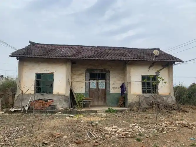 曾经住了十五年的老房子啊