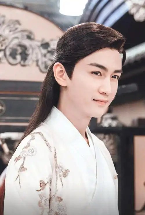 新古装四美诞生杨洋陈晓朱一龙肖战上榜你最喜欢谁