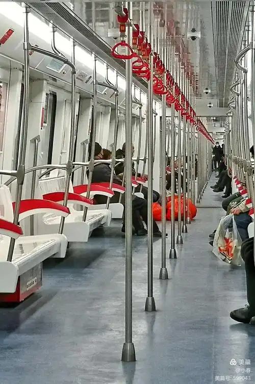 走进太原地铁2号线