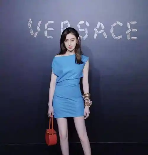 娱乐圈的"以为很高,实际很矮"女演员,张天爱都在名单上_邓紫棋_身高