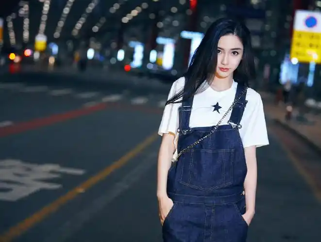 angelababy##杨颖#背带裤青春颖@angelababy