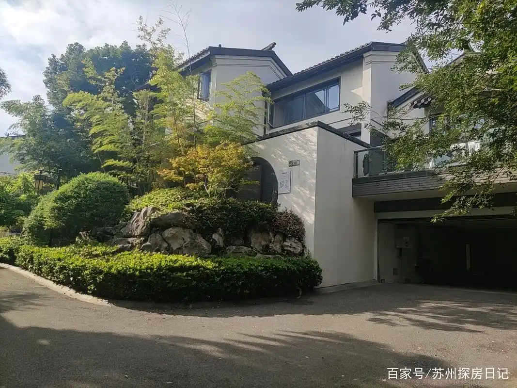 苏州东山依山而居的独栋别墅