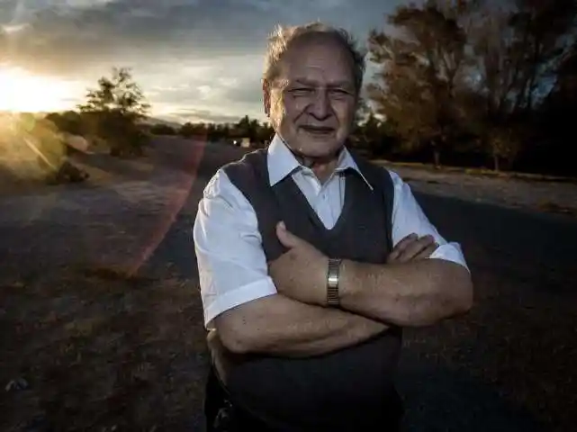 世界上最倒霉的人本来有机会成世界首富如今却靠着救济金生活