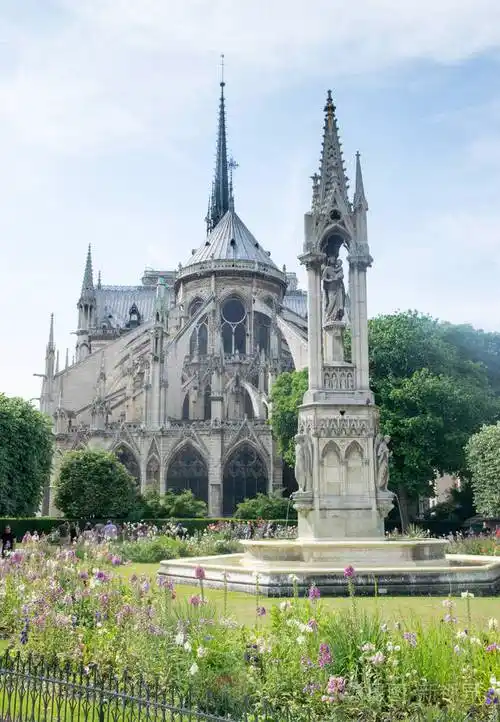 法国巴黎圣母院大教堂