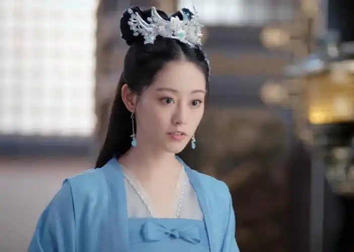 遇龙流萤经历四世都是命格星君的局顾轻烟的师父说出真相