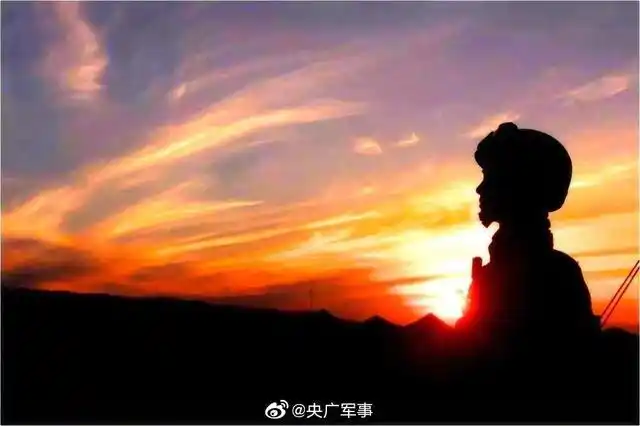 夕阳美如画,这里有军人的浪漫与坚守