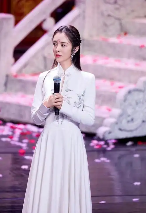 被王晓晨勾了魂!