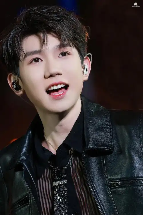 王源加盟巅峰盛典##qq音乐巅峰盛典