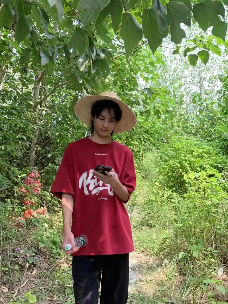 178体重120斤偏瘦!今天才二十岁!大专学历05 - 抖音