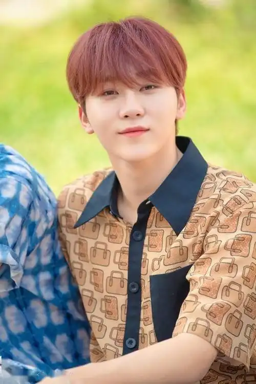 "100%清凉美"seventeen夏日画报写真公开!