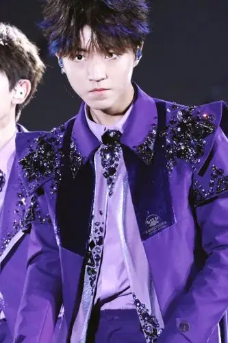 王俊凯演唱会蓝海